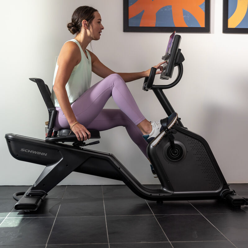 590R Recumbent Bike - A comfortable ride that connects with your